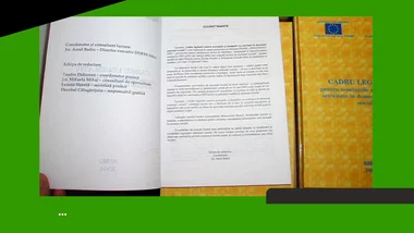 Card model 01, verde, tip farmacie