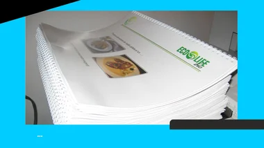 Reviste si brosuri model 02